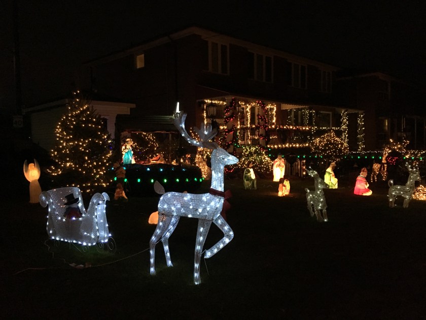 Decorazione natalizie delle case in canada